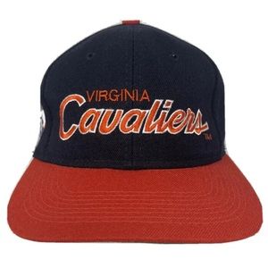 VINTAGE SPORTS SPECIALTIES VIRGINIA CAVALIERS SCRIPT WOOL SNAPBACK CAP  ACC BASK